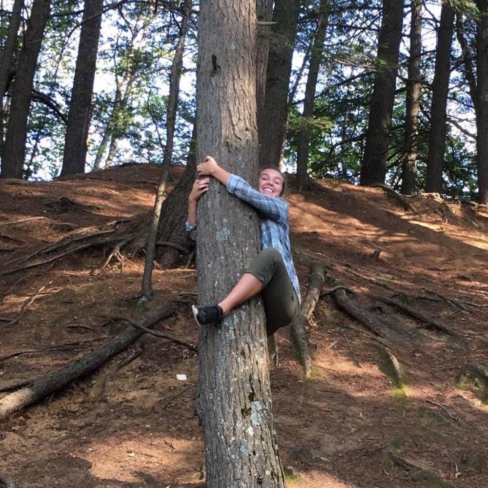 Meet your Posher, Isabella